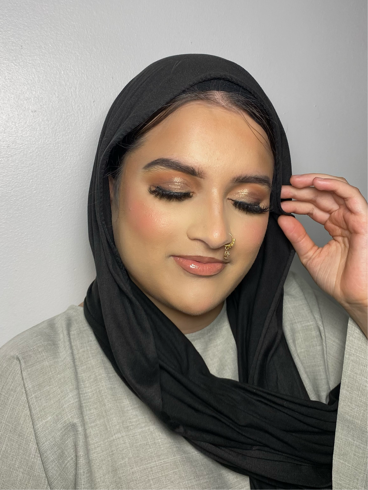 MAKEUP, client deposit link