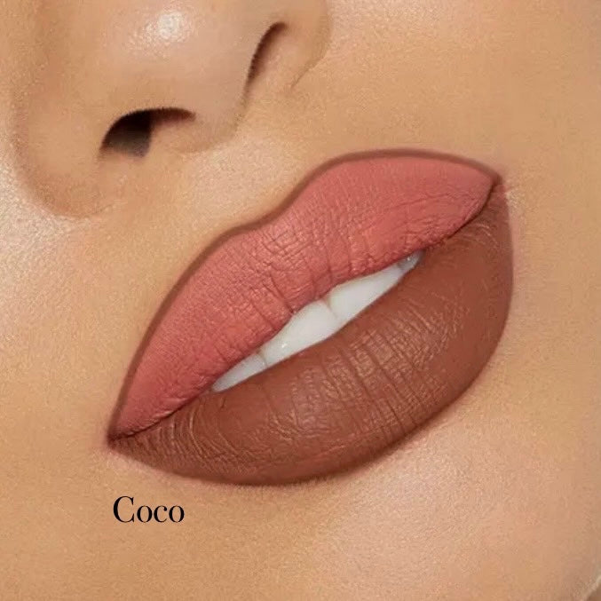 ‘GLIDE ON’ LIPLINER | COCO